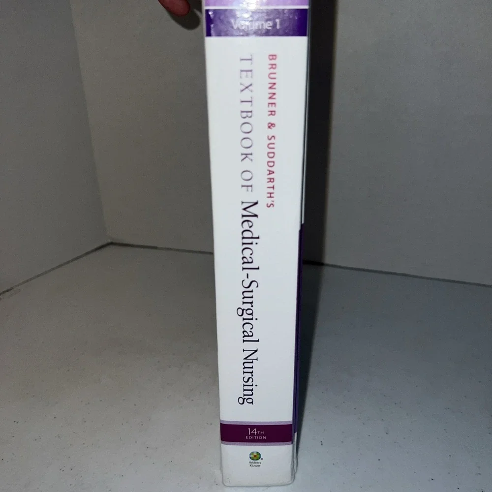Brunner & Suddarth's Textbook Medical-Surgical nursing 14 Edition Volume 1 Only